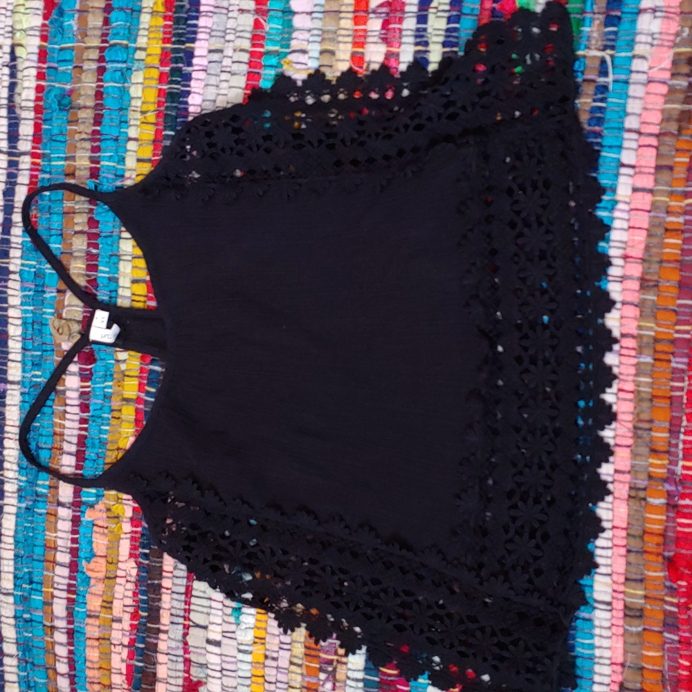 🦝Rip curl pop over black tank xs